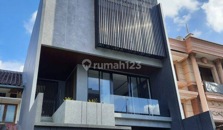 Rumah Model Minimalis 3 Lantai di Permata Buana Lihat Pasti Langsung Suka Bebas banjir 2