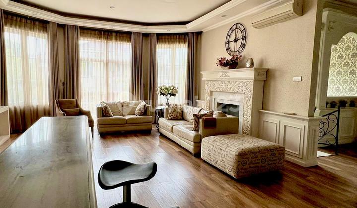 Town House Mayang Permai. Kondisi Bagus dan Rapi. Siap Huni. Harga Nego