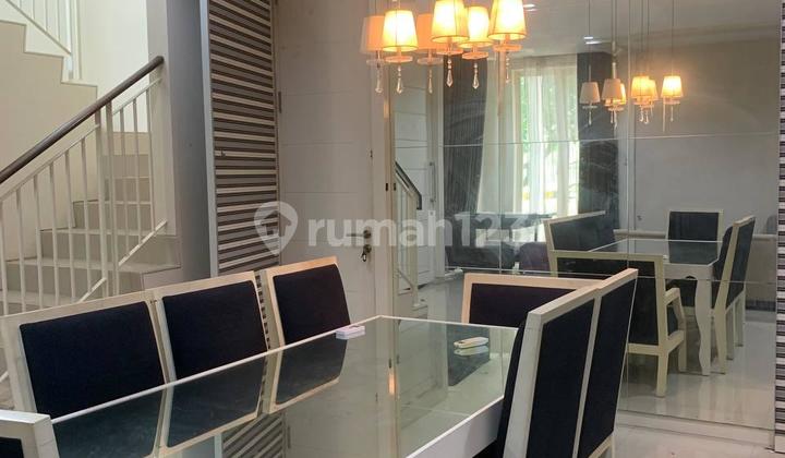 For Rent Semi-Furnished House (As Shown in Photos) Eastcoast Park East Surabaya 1
