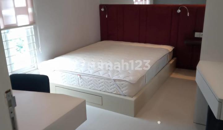 Dijual Rumah Furnish Griya Asri Pakuwon City Surabaya Dekat Its, Mulyosari, Sutorejo