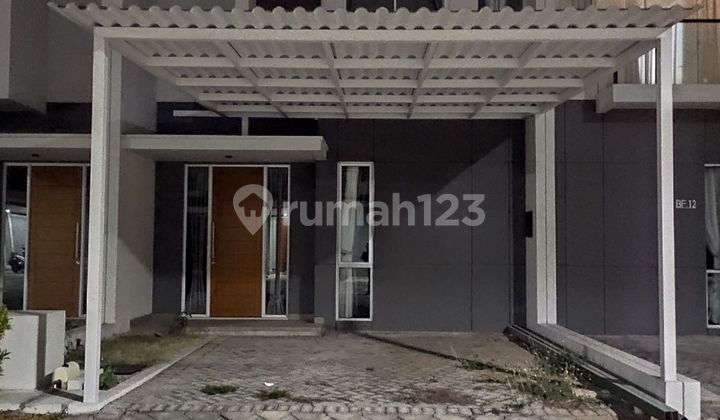 Rumah Central Park Juanda 2 Lantai