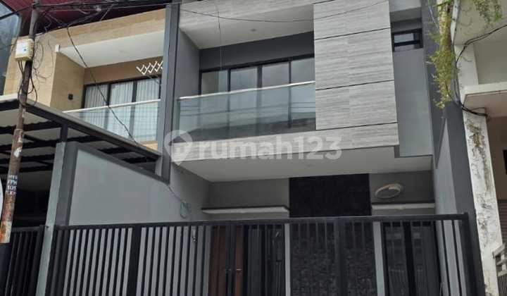 For Sale New Fresh Minimalist House Jl. Mulyosari Utara Row 3Car Paving No Flooding