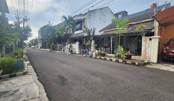 Rumah Hitung Tanah di Lokasi Paling Favorit Sby Timur 1