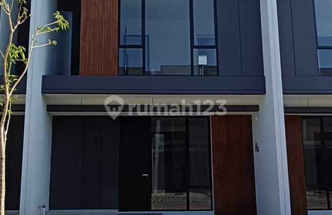 For Sale New 2-Story House Eastern Spring Grand Eastern Surabaya East Near Pakuwon City, Land Area 72 Dimensions 6x12 Building Area 96 3 Bedrooms 3 Bathrooms