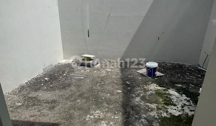 Dijual cepat Rumah Furnish Sukolilo Dian Regency Surabaya Timur dekat Pakuwon City 2