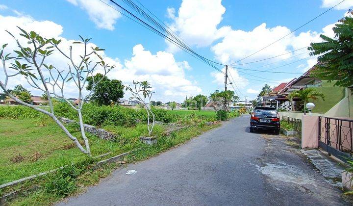 7 menit Kampus UGM Dekat Jalan Kaliurang Km 8 Jogja Pekarangan  2