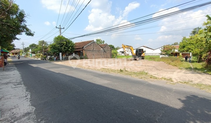 On Berbah Main Road Land for Sale Sleman Jogja