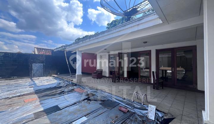 Beautiful Well-Maintained House, Classic Dutch Architecture, Dago Wing, Excellent Strategic Location, Suitable 2