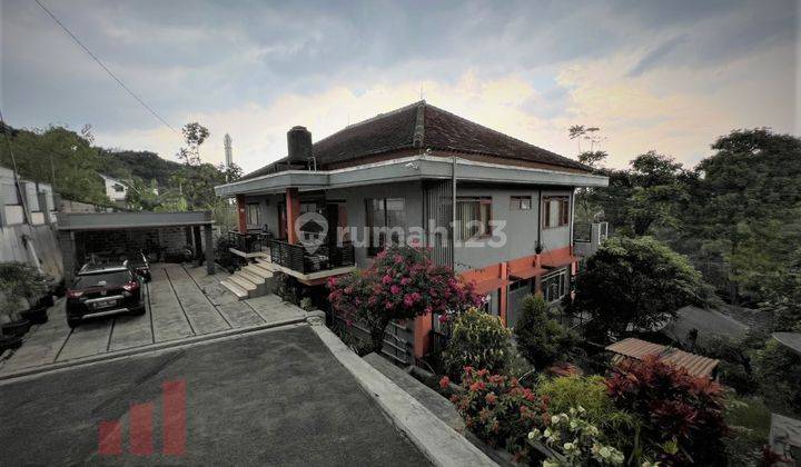 Dijual Rumah Villa di Sindanglaya Bandung 1