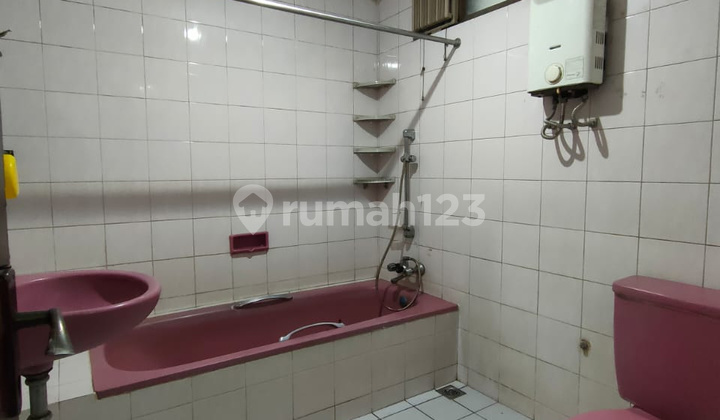 Sewa Rumah Sayap Pajajaran. Rumah Terawat Dan Siap Huni.  7