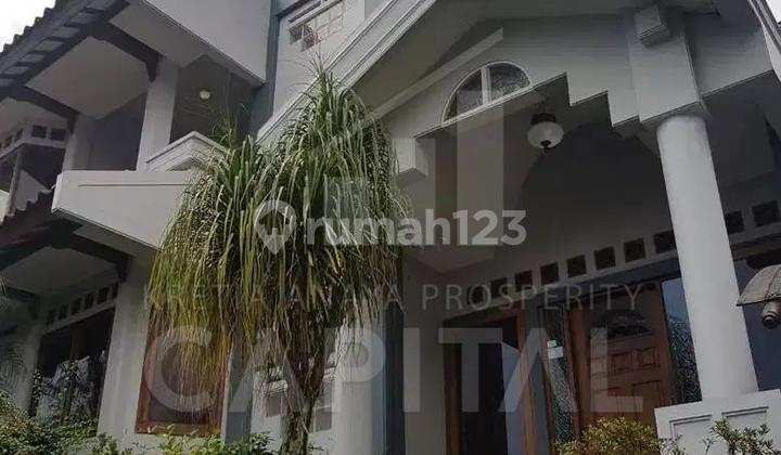 Rumah Istimewa Sarijadi Jalan Utama Dekat Polban dan Tol Pasteur