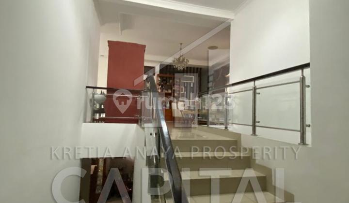 Ready-to-Occupy Luxury House, Turangga Wing, Strategic Wide Road. 2