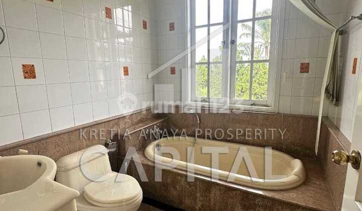 Buy a House at a Special Price, Actually Get a Palace in the Dago Wing Area with the Environment of Bandung's Sultans. 2