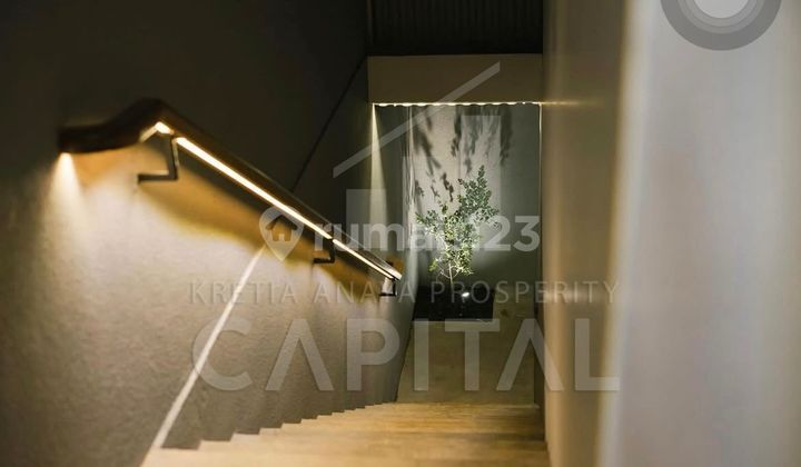 A beautiful house ready for occupancy and investment in Gegerkalong. 2