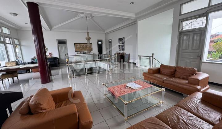 Nice House Ready to Occupy Cigadung Dago Fully Furnished Da Vinci 2