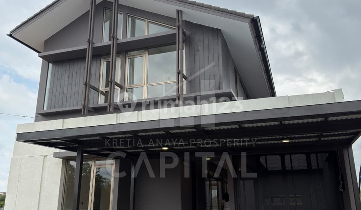 Rumah Baru Kawasan Komersial Tatar Bungawari Kota Baru Parahyangan