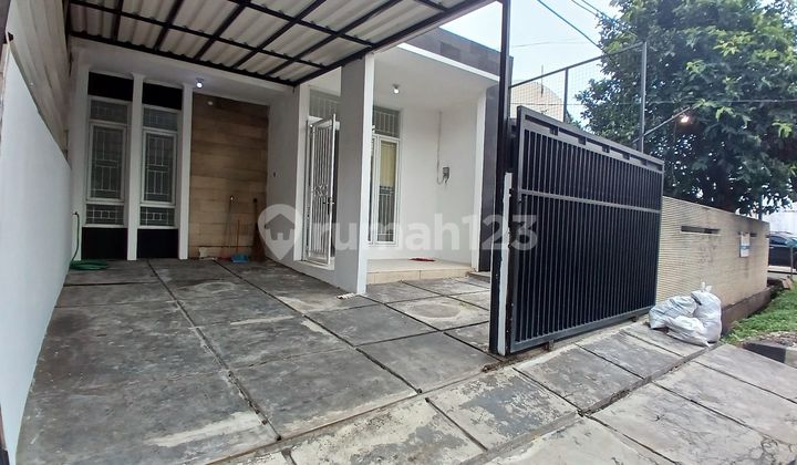 Rumah 1 Lantai Di Cinere Blok F Dekat polsek cinere Rumah 1 Lantai Di Cinere Blok F Dekat polsek cinere