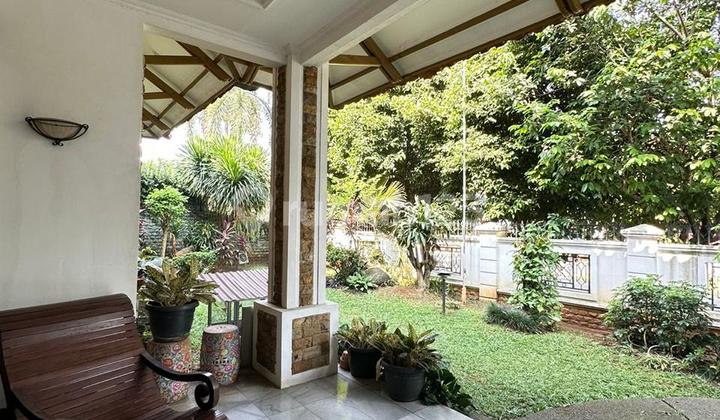 Rumah Modern Tropical di Perumahan Mewah Cibubur Jakarta Rumah Modern Tropical di Perumahan Mewah Cibubur Jakarta