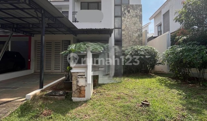 Rumah Rapih Siap Huni di Perumahan Legenda Wisata Cibubur Bogor