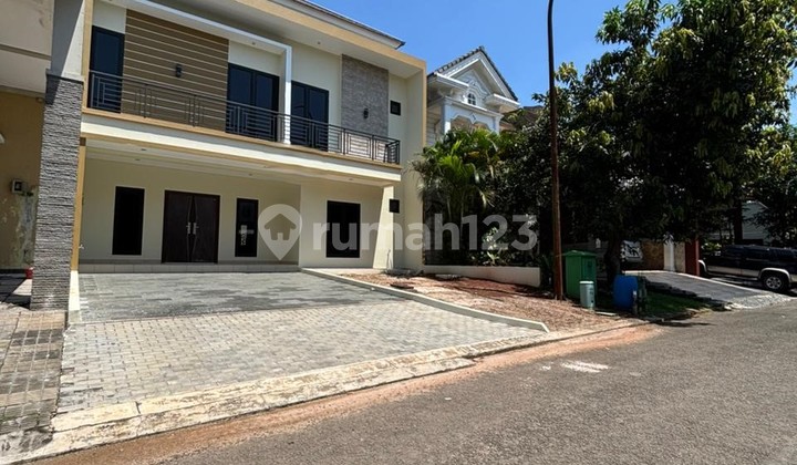 Neat House, Affordable Price, Newly Renovated in Cibubur Tourism City