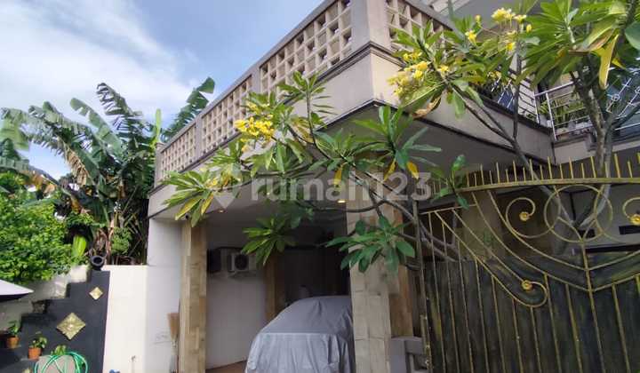 Rumah Murah Modern Minimalis Dekat Stasiun LRT Cibubur Jakarta