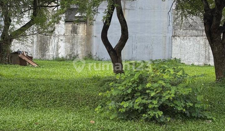 Ready-to-Build 300 m² Land on Boulevard in the Cibubur Bogor Tourist City Area