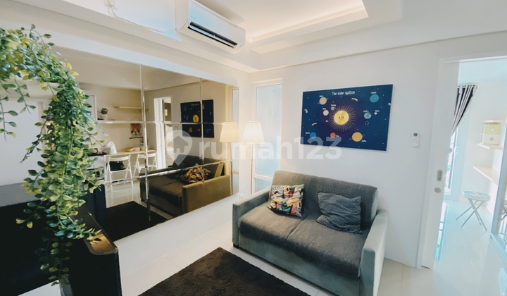 For Rent Fully Furnished 1 BR Comfortable Apartment in Strategic Location, Breeze Bintaro.