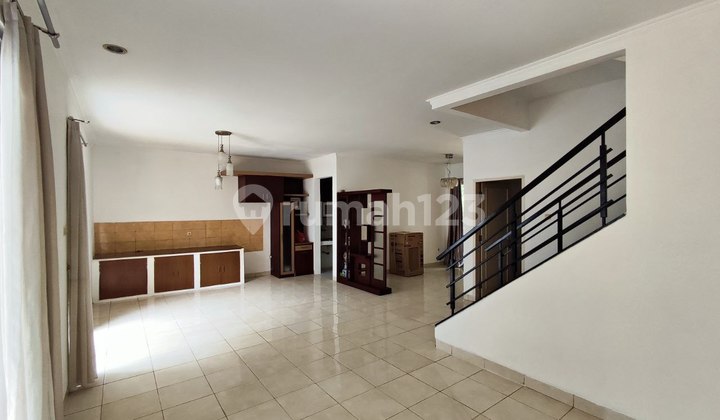 Rumah De Latinos, Siap Huni, Dekat Akses Jalan Tol & KRL, BSD Rumah De Latinos, Siap Huni, Dekat Akses Jalan Tol & KRL, BSD