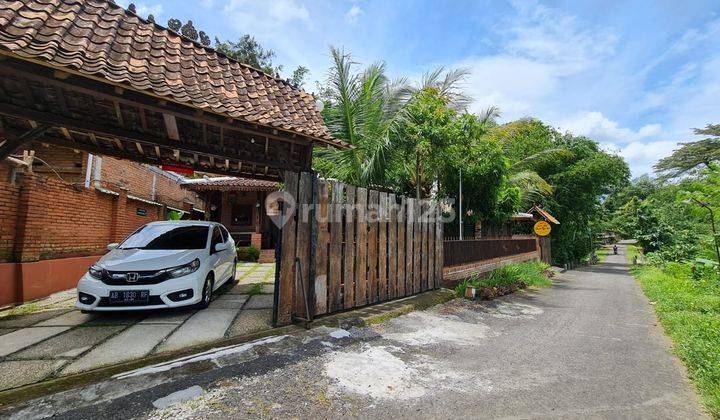 Villa Estetik Dijual Full Furnish Sleman Barat, 1.5M 2