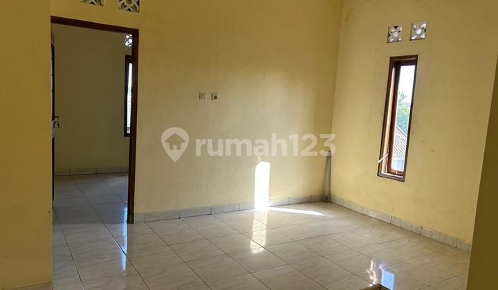 For Quick Sale: 2-Story House in West Imogiri, 800 Million 2