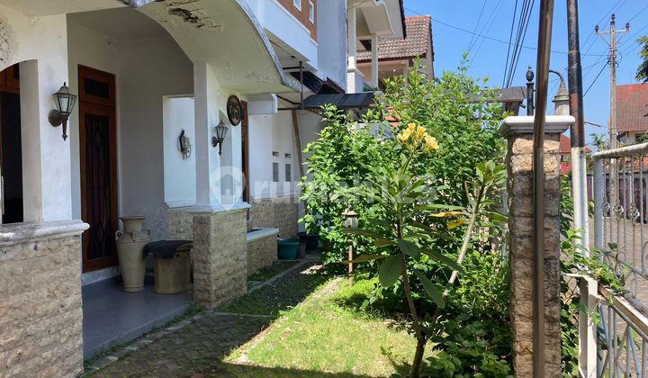 For Sale 2-Story House with 6 Bedrooms in Kaliurang Housing Complex, Jakal Km 7 near UGM