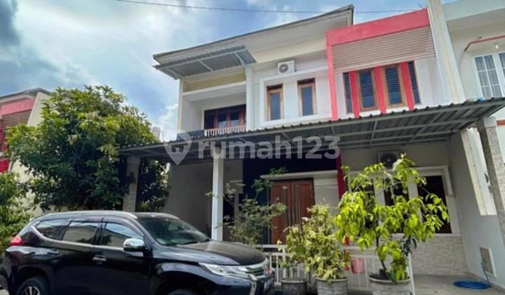For rent: 4-bedroom 2-story house in the northern area of JEC near Gembiraloka Zoo, furnished.