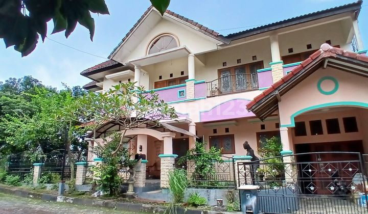 Dikontrakan Rumah 2 Lantai dalam Perumahan Kaliurang dekat Pasar Colombo 2