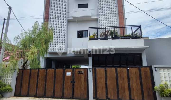 Kost Eksklusif {Aktif} di Seturan, Utara Amplaz Jogja