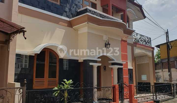 Dijual Rumah 2 lantai di Ngaglik Sleman 3 Kamar Tidur