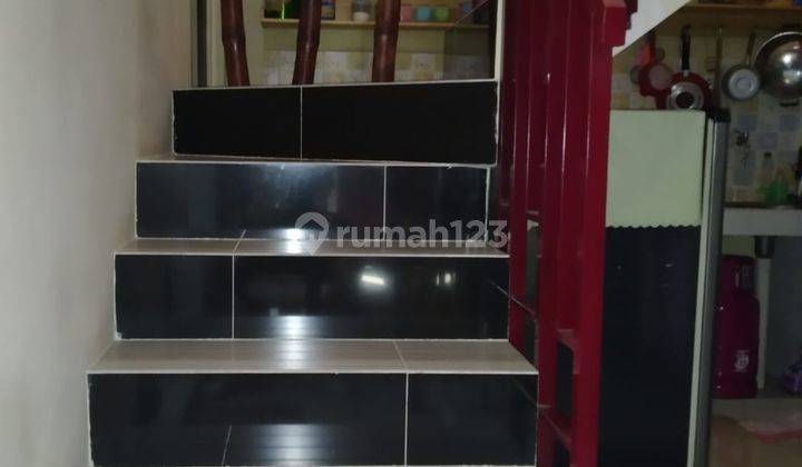 925JT Rumah Murah 2 Lantai Jalan Damai 4KT 2KM 2