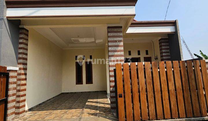 Dijual Rumah 1 Lantai Cantik Dekat Dengan Tol Desari 2