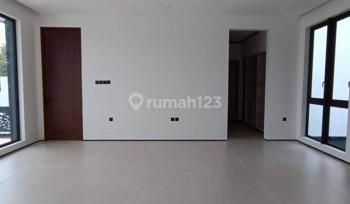 Rumah bergaya Minimalis area KEMANG 2