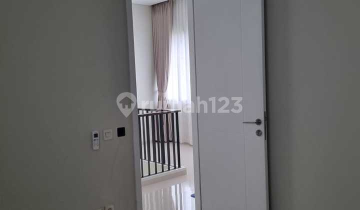 Rumah baru di Discovery Amore Bintaro Jaya  Posisi hoek 2