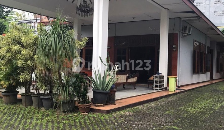Rumah Strategis di Jl. Salam Raya Kebon Jeruk Jakarta Barat 1