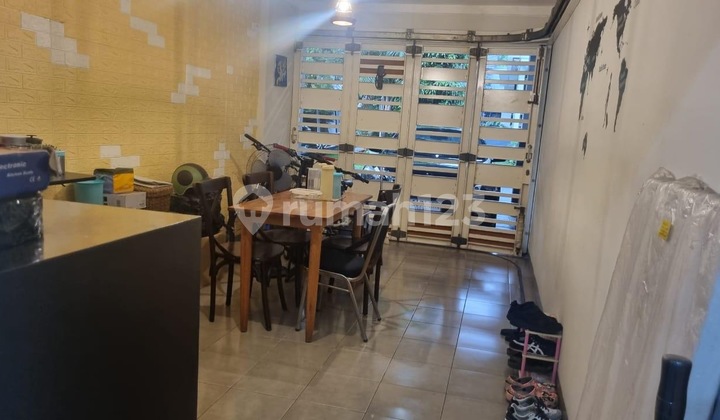 Rumah ( Hook) Kebayoran Residence Bintaro Jaya Tangerang  2