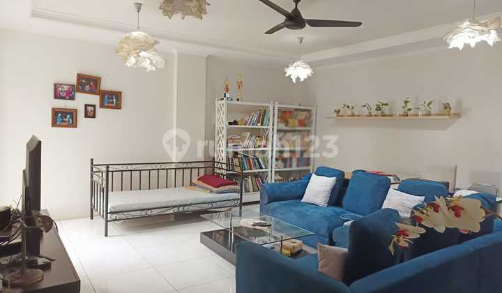 House on Jl Gapura Menteng Bintaro Pondok aren South Tangerang 2