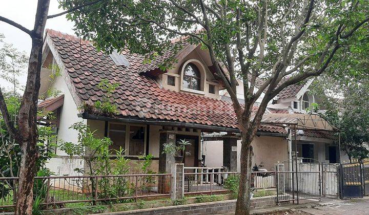 Rumah di Komplek Anggrek Loka Bsd Serpong Tangsel 1