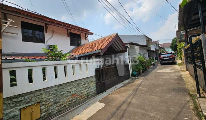 Rumah di Depsos, Veteran Bintaro Jakarta Selatan 