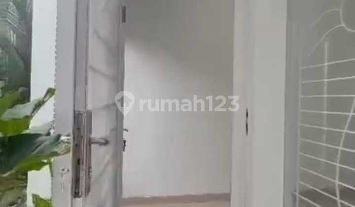 Rumah di Cluster Graha Raya Bintaro Tangerang 2