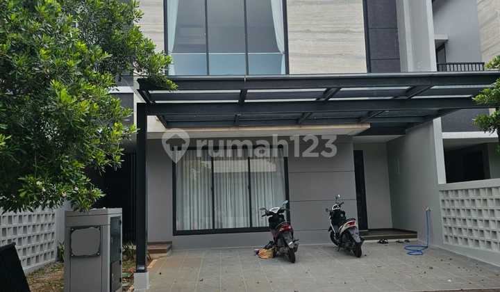 Rumah di Discovery Alton bintaro jaya sek 9 Pondok aren TangSel