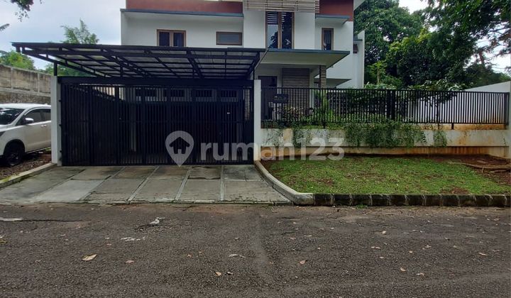 RUMAH DALAM CLUSTER EKSKLUSIF MENTENG BINTARO JAYA TANGSEL