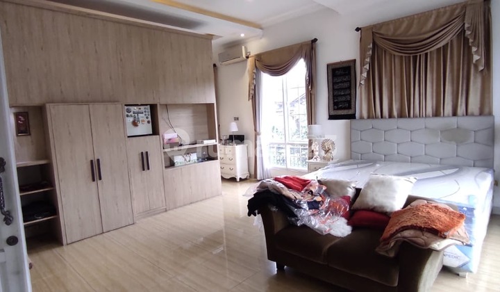 Rumah di Komplek Larangan Indah, Ciledug Tangerang 2