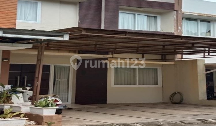 Rumah di Komplek Mega Cinere Jl. Lembayung Kota Depok, Jawa Barat