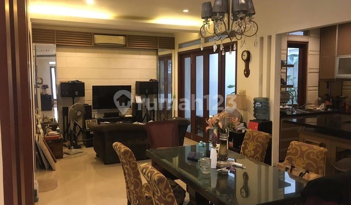 Rumah Hook Bagus 2 Lantai Sektor 3 Bintaro Jaya 2